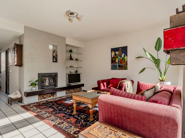 Zuwe 32, Bodegraven
