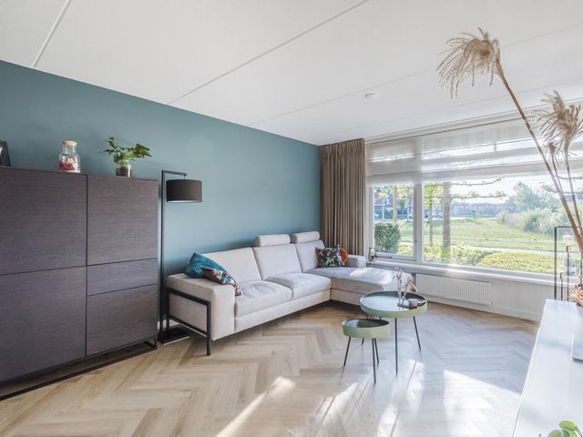 Kraanvogel 8, Terneuzen