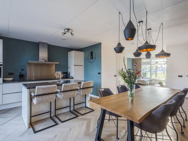 Kraanvogel 8, Terneuzen