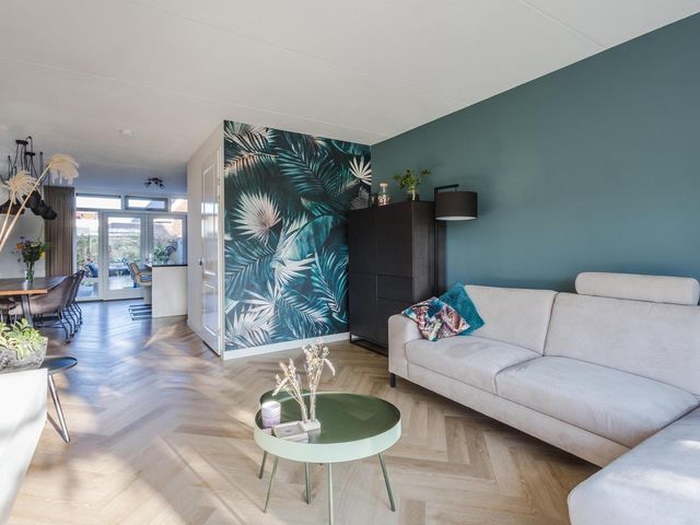 Kraanvogel 8, Terneuzen
