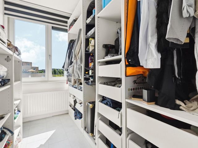 Osirispad 43, Almere