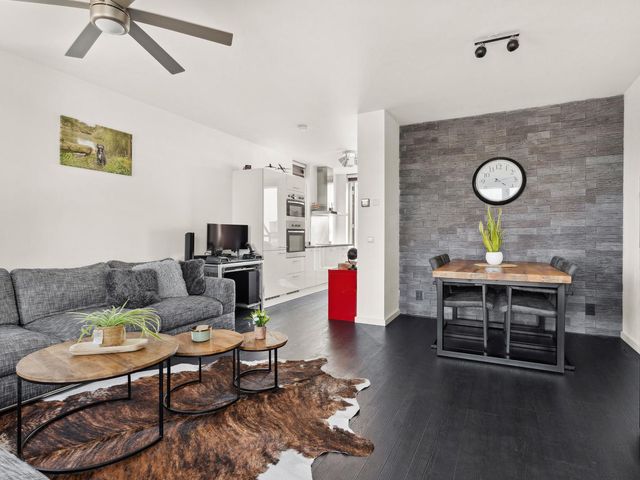 Osirispad 43, Almere