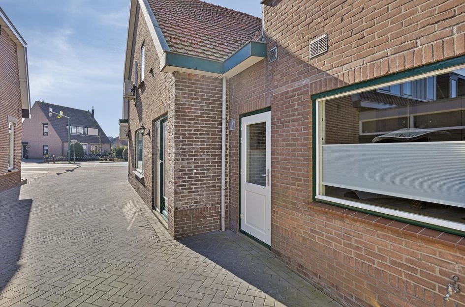 Stationsweg Oost 221