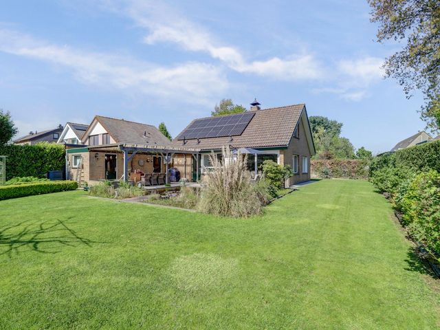 Zeedahliaweg 24, Renesse