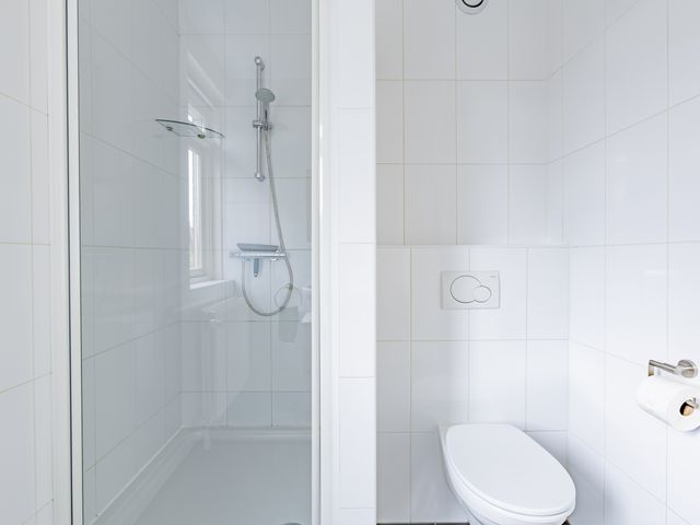 Valkenswaardstraat 106, Tilburg