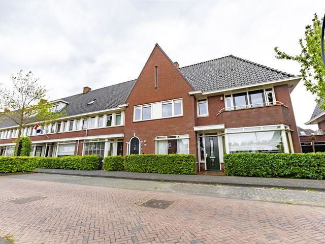 Valkenswaardstraat 106, Tilburg