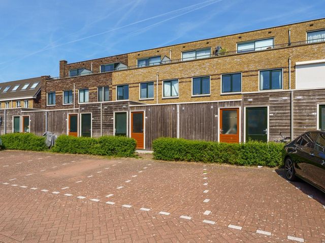 Anubisstraat 70, Almere