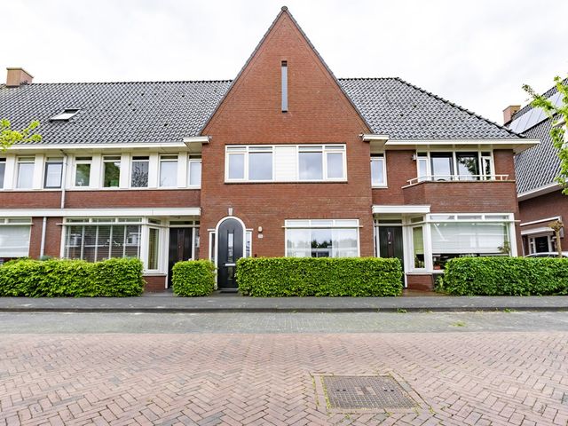 Valkenswaardstraat 106, Tilburg