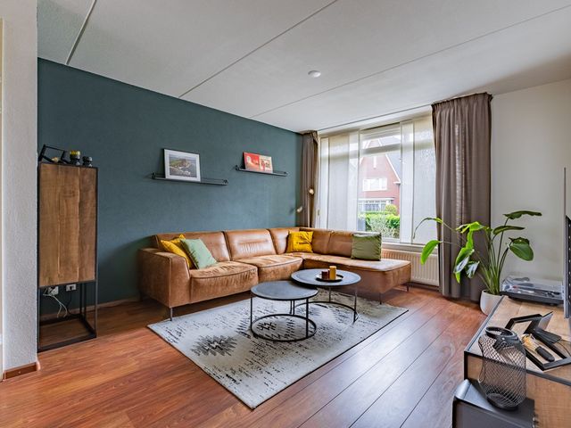Valkenswaardstraat 106, Tilburg