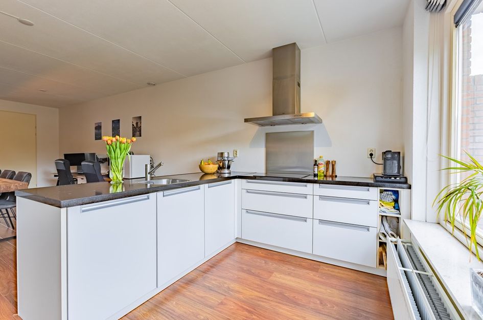 Valkenswaardstraat 106