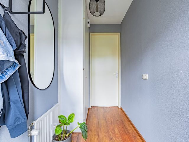 Valkenswaardstraat 106, Tilburg