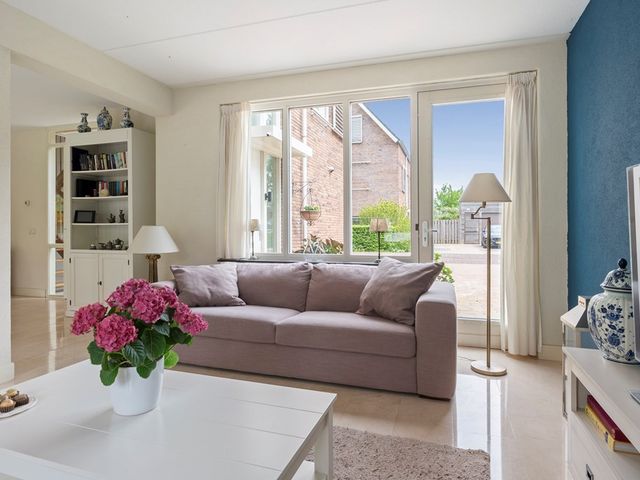 Henri Didonweg 9, Hoofddorp