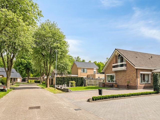 Heidestraat 11, Weiteveen