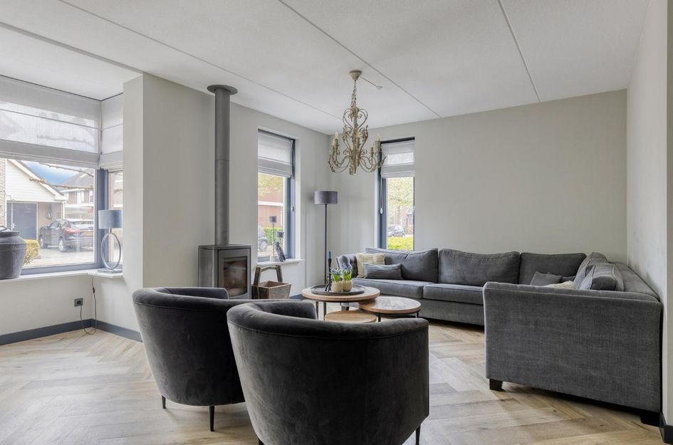 Refterstraat 26