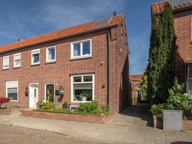 Sabangstraat 15, Enschede