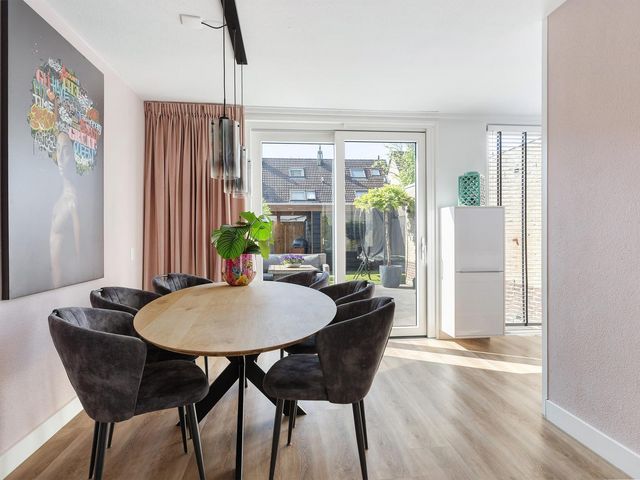 Van Bronkhorstvliet 14, Barendrecht