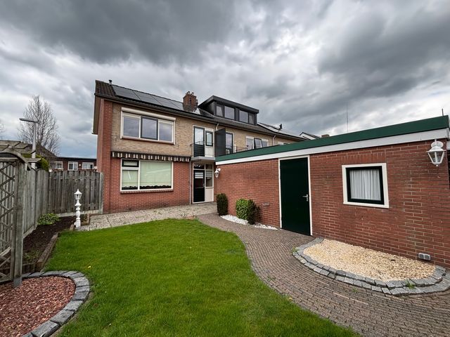Engelsstraat 103, Vriezenveen