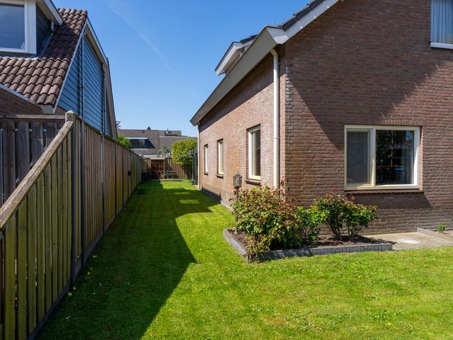 Kerkstraat 14, Andel