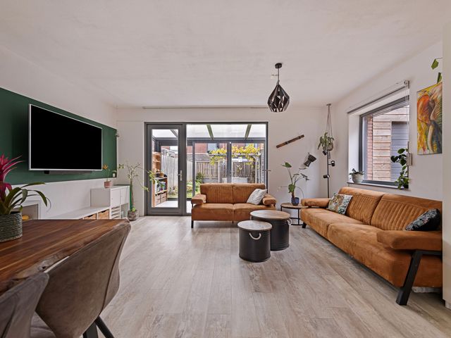 Tom Navislaan 34, Den Haag