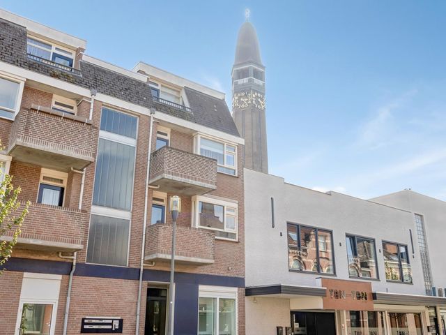 Grotestraat 232, Waalwijk