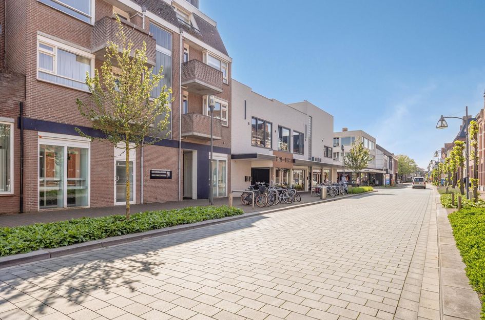 Grotestraat 232