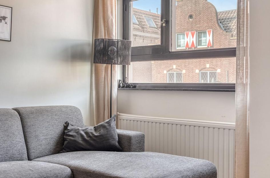 Grotestraat 232