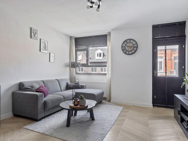 Grotestraat 232, Waalwijk