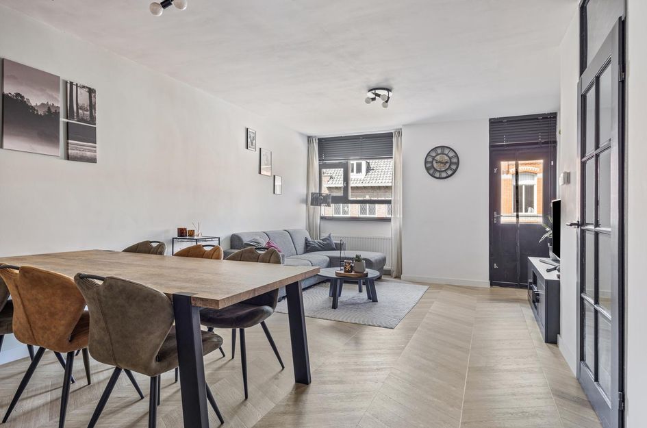 Grotestraat 232