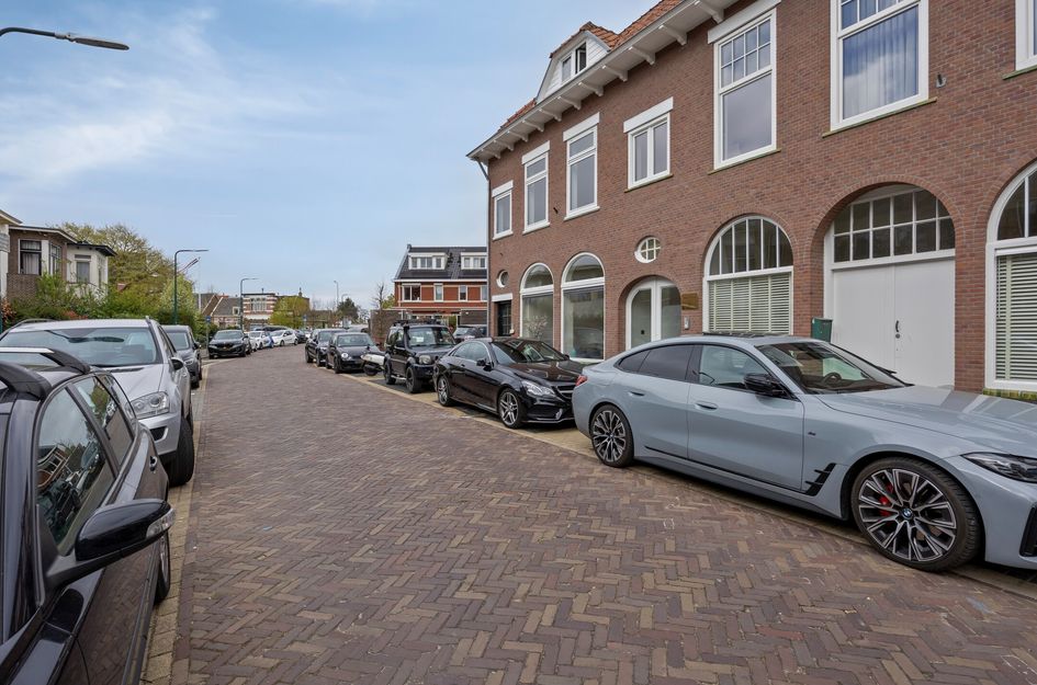 Deutzstraat 8