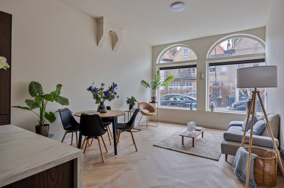 Deutzstraat 8