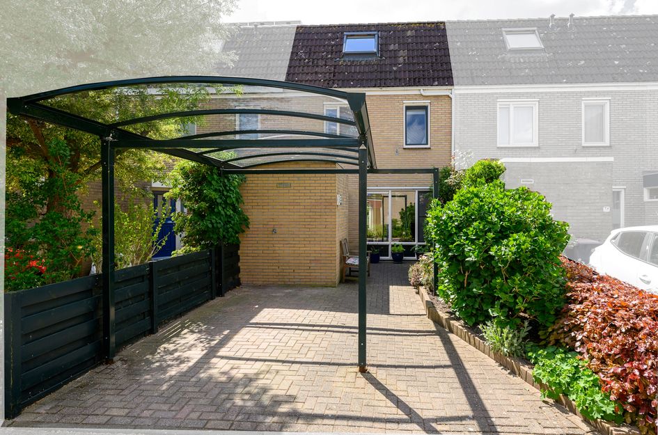 Doornenburg 73