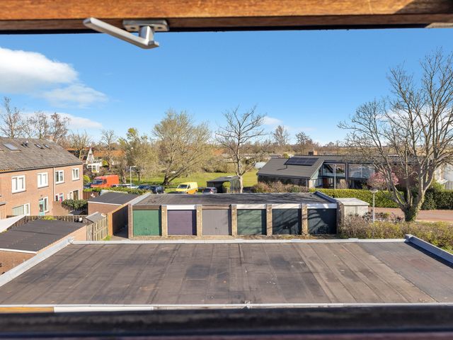 Kamperfoeliestraat 3, Landsmeer