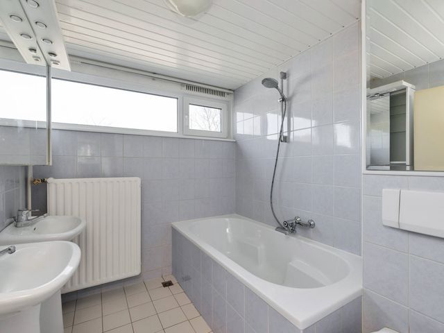 Kamperfoeliestraat 3, Landsmeer