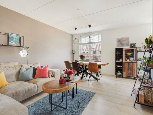 Tieratesstraat 22, Wateringen