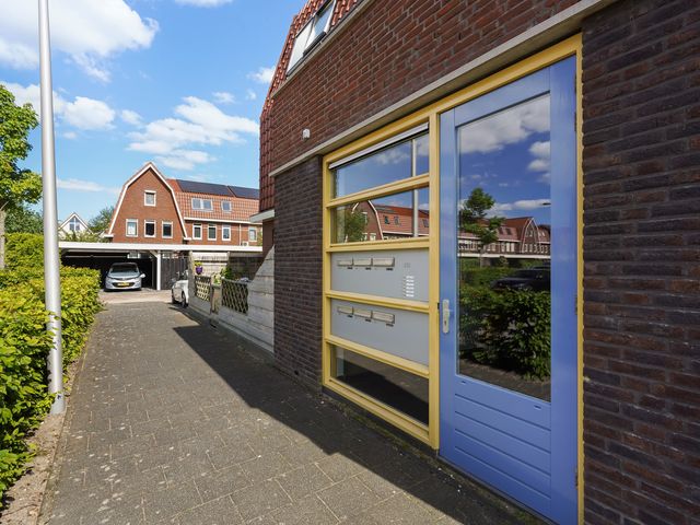 Tieratesstraat 22, Wateringen