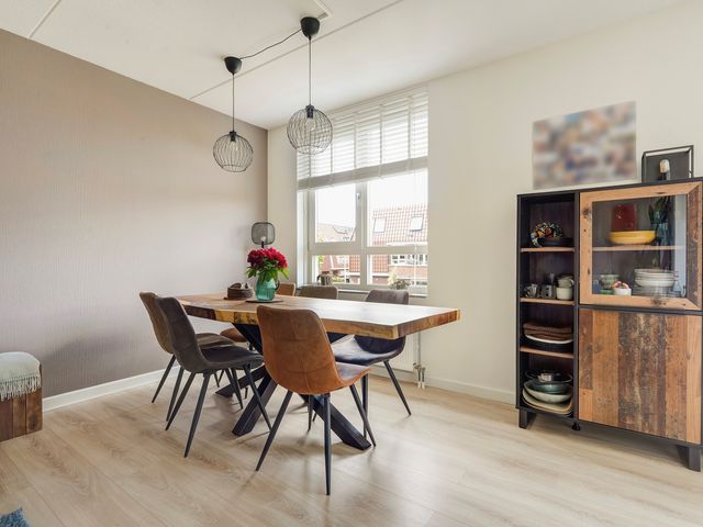 Tieratesstraat 22, Wateringen