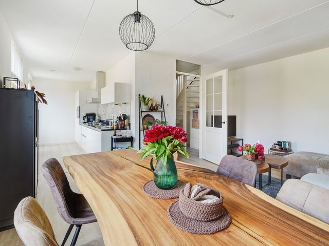 Tieratesstraat 22, Wateringen