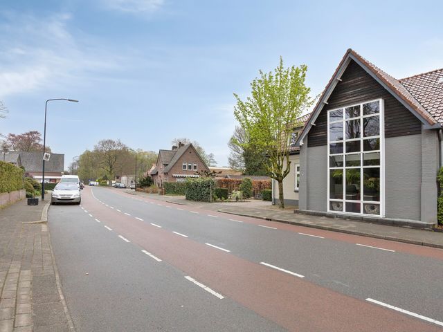 Hoofdweg 52, Loenen