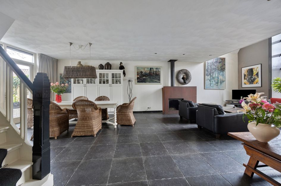 Hoofdweg 52