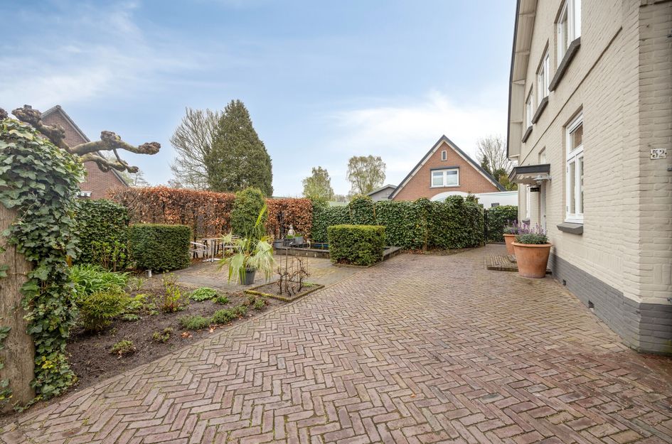 Hoofdweg 52