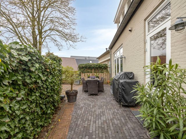 Hoofdweg 52, Loenen