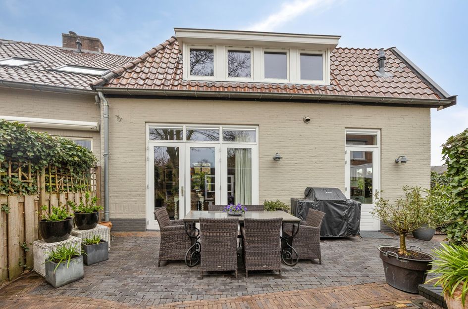 Hoofdweg 52