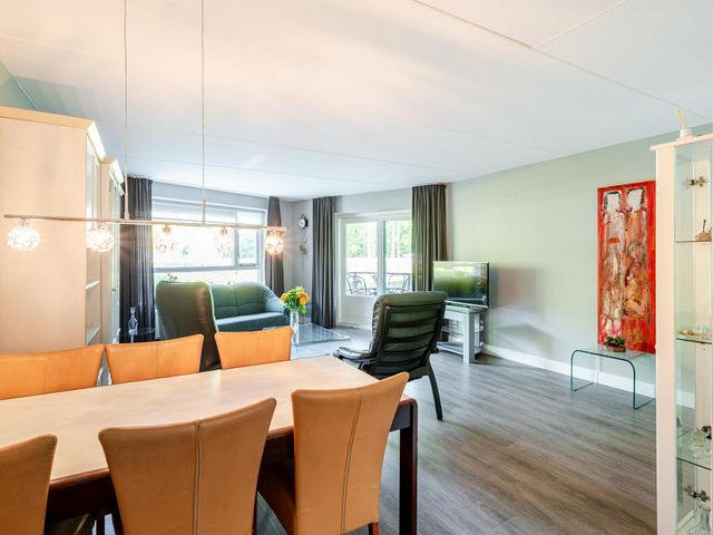 Het Spectrum 74, Dronten