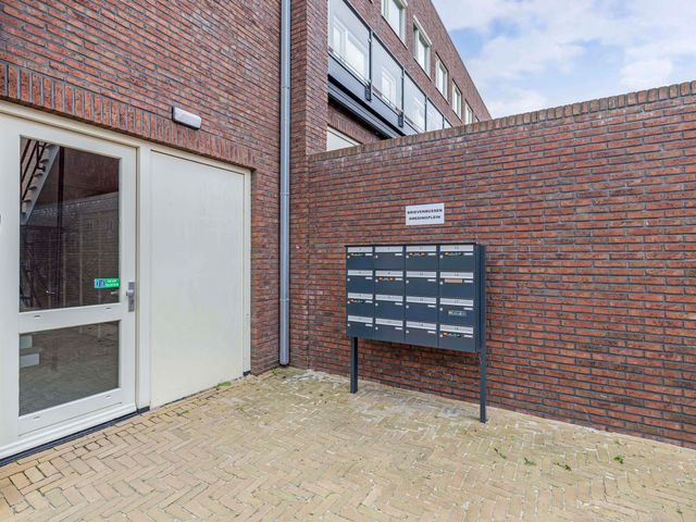 Smedingplein 7, Emmeloord