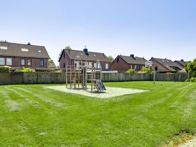 Azaleastraat 22, Nederweert