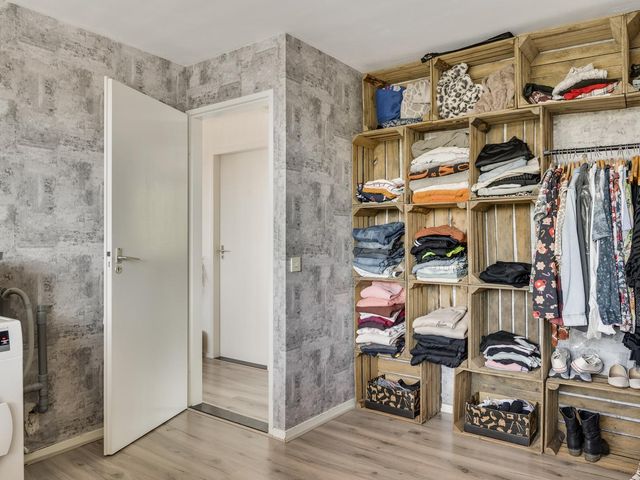 Azaleastraat 22, Nederweert
