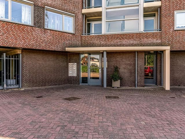 Westeinde 25, Lekkerkerk