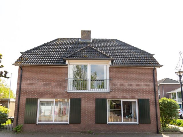Grotestraat 73A, Gendringen