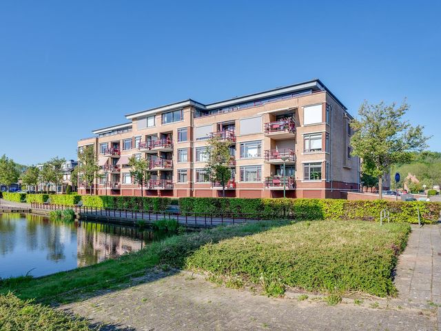 Lindehof 50, 'S-Gravendeel