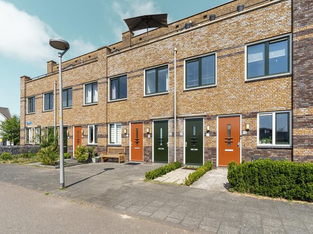 Osirispad 9, Almere